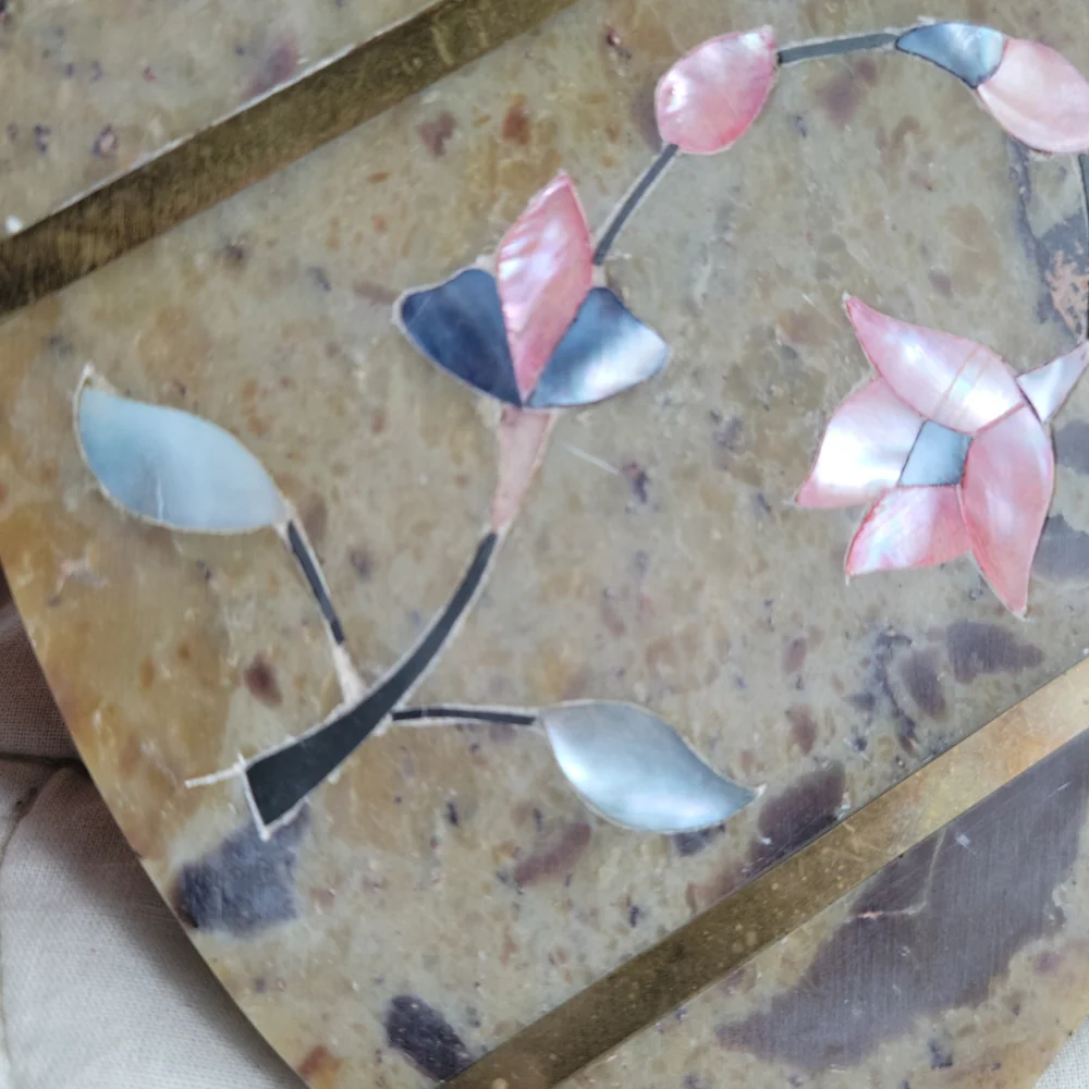 Heart-shaped Carved Soapstone Jewelry Organizer W/ Mother Of Pearl Floral Inlay